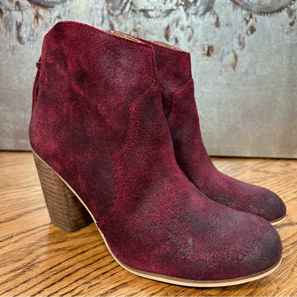 BP. | Trott Distressed Burgundy Suede Booties Size 8.5 - Picture 1 of 13